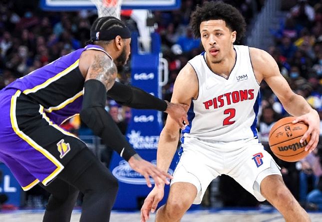 与策应传球 与策应传球